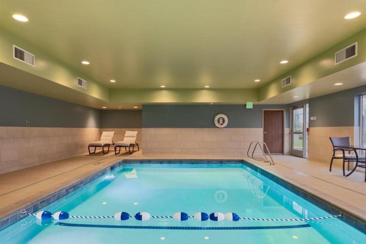 Holiday Inn Express & Suites Salem North - Keizer By Ihg Esterno foto
